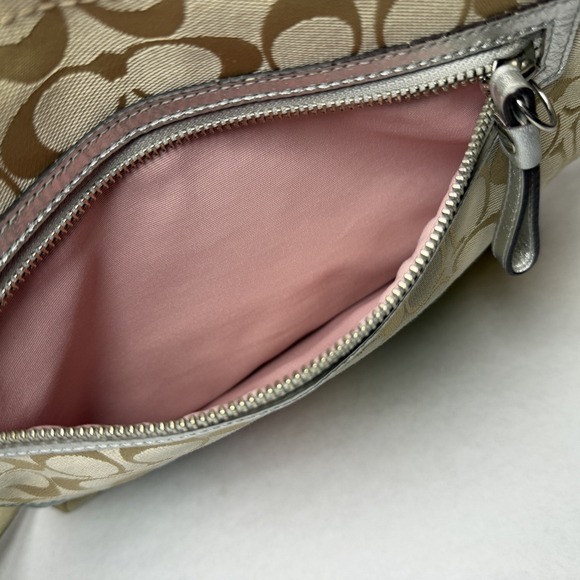 Coach Y2K Khaki Logo Color Block Stripe Crossbody Bag F17441 Adjustable Strap - Picture 10 of 12